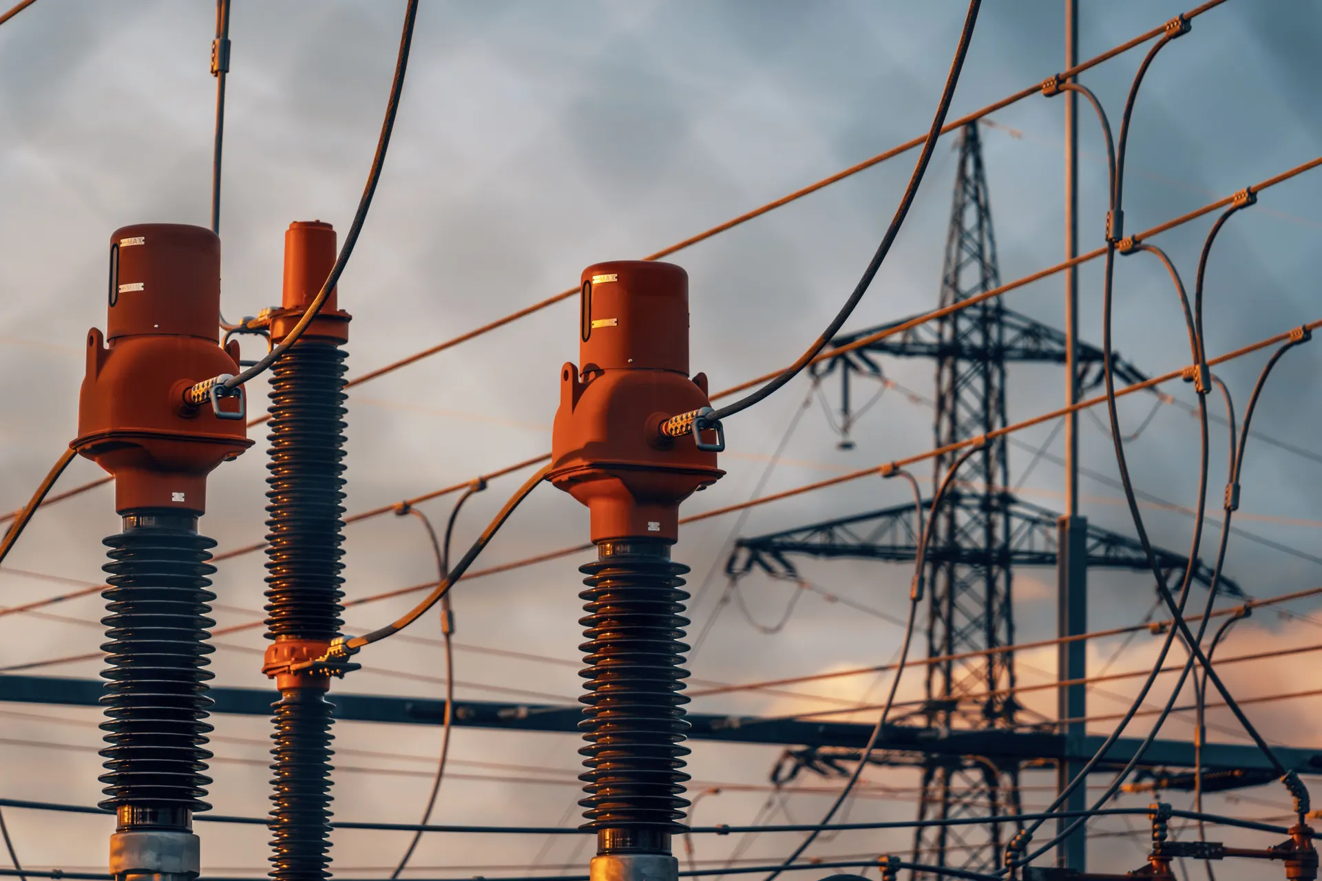 High-voltage power distribution infrastructure